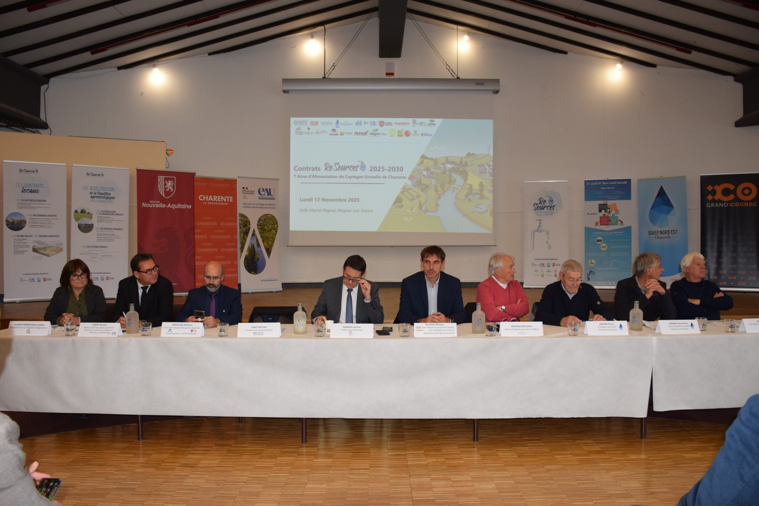 Signature des contrats Re-Sources des AAC de Charente (16)